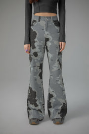 Heart Pocket Camouflage Denim Jeans