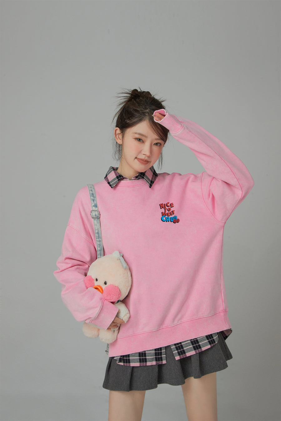 CHUU We Have Met Before Chuu Loose Fit Sweatshirt