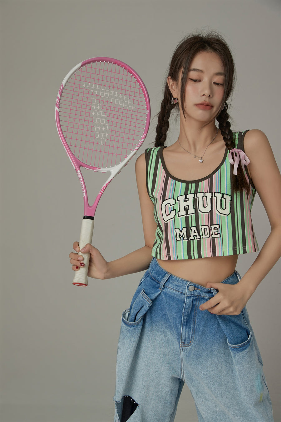 CHUU Rainbow Stripes Contrast Sleeveless Top