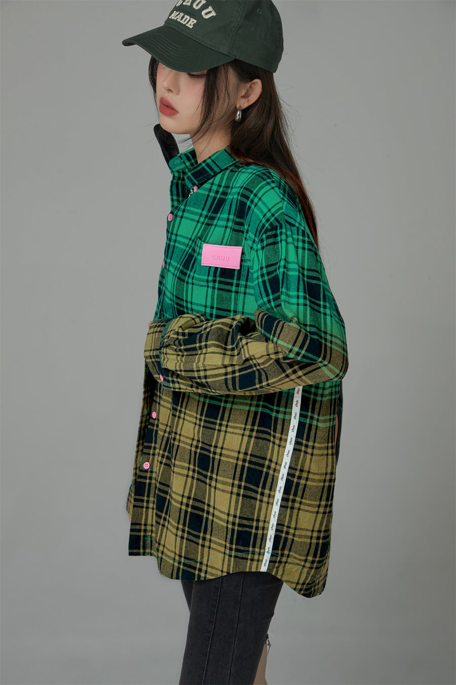 CHUU Gradient Color Check Shirt