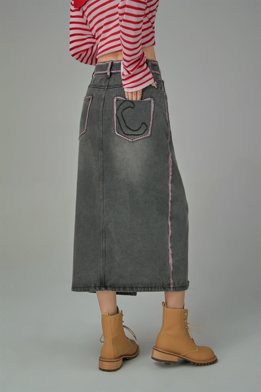 CHUU Maxi Front Slit Long Denim Skirt