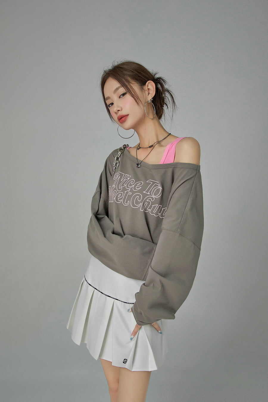 CHUU Nice To Meet Chuu Off Shoulder Top