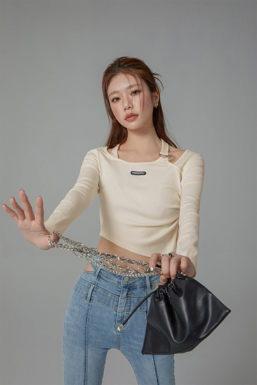 CHUU Unbalanced String Cropped T-Shirt