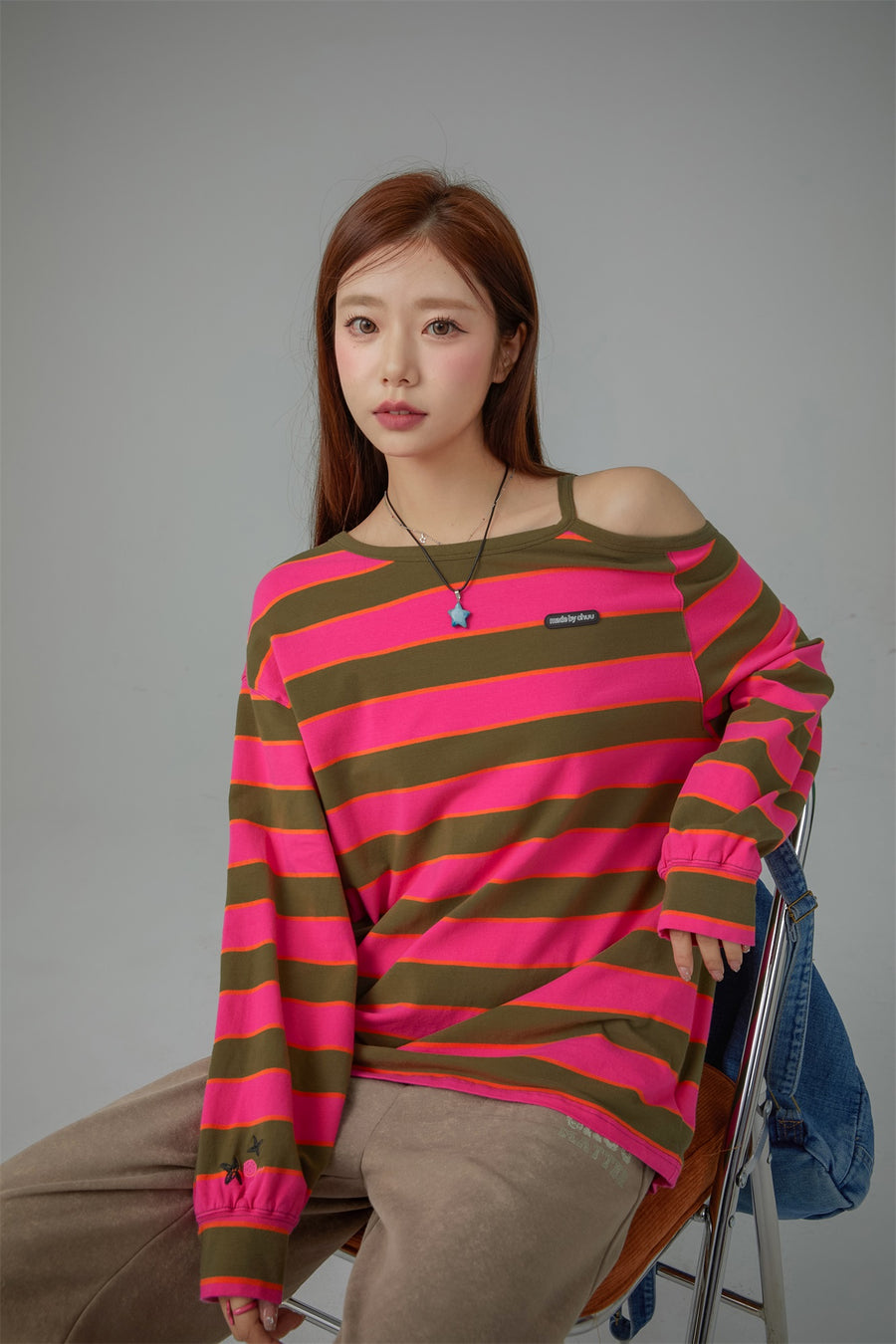 CHUU One Off Shoulder Loose Fit T-Shirt