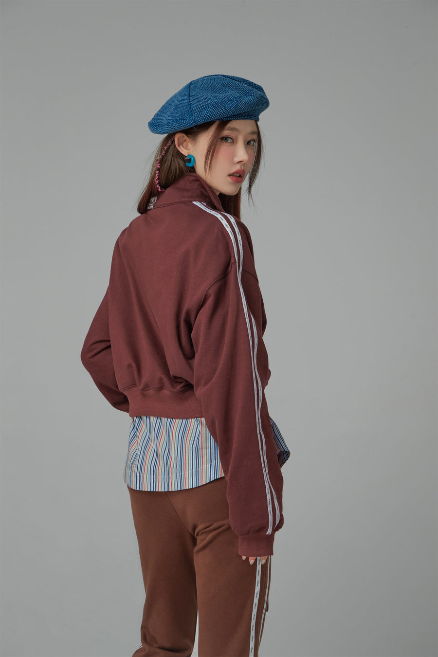 CHUU Half Zip-Up Loose Fit Sweatshirt