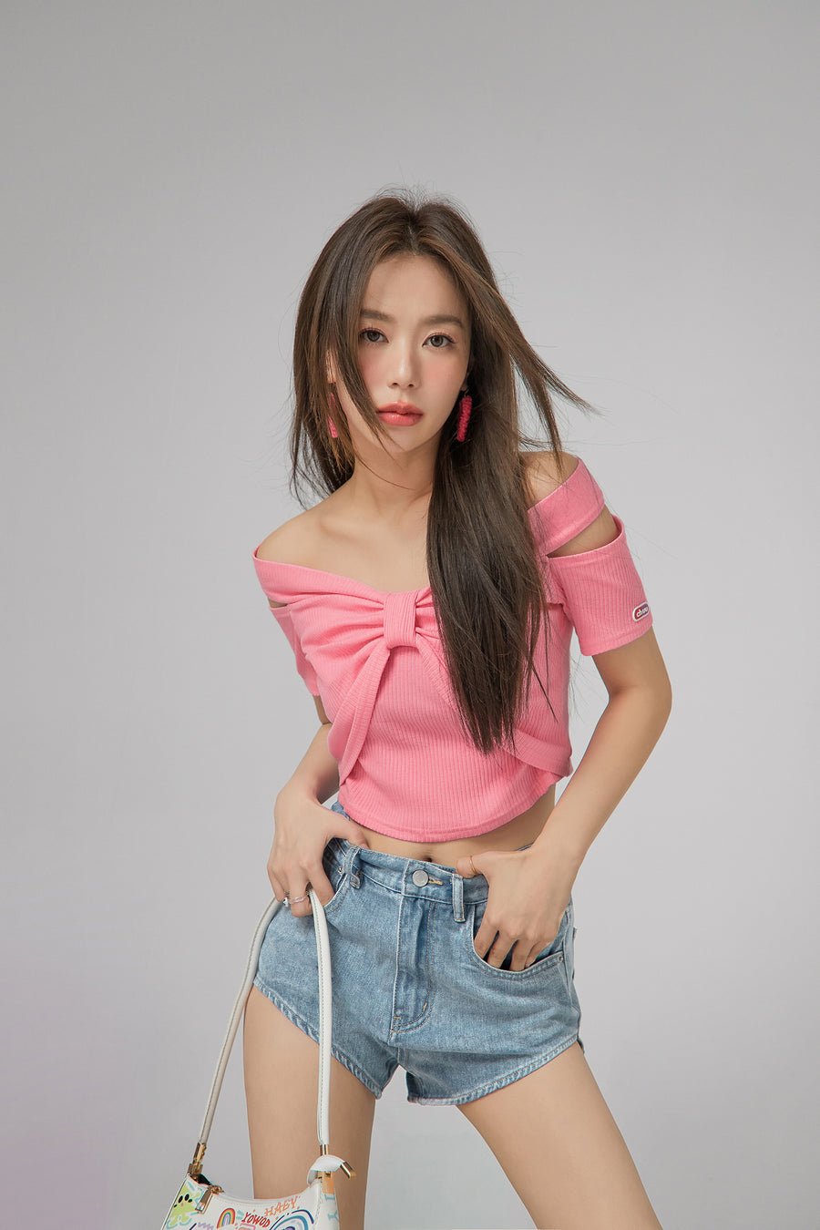 CHUU Shirring Off Shoulder T-Shirt