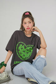 Kiss Me Check Heart Loosefit T-Shirt