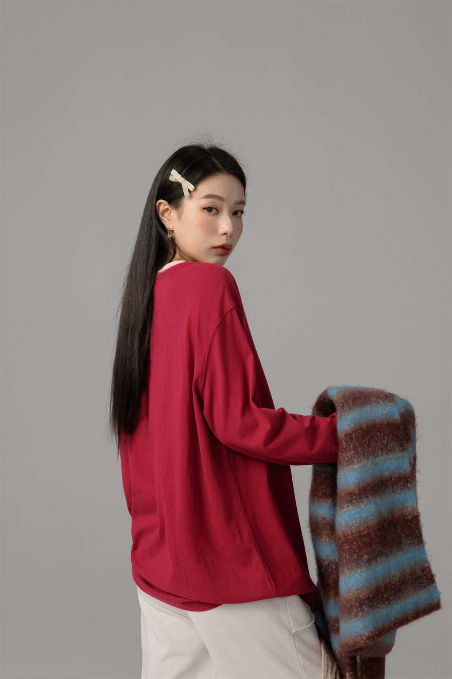 CHUU Retrograde Round Neck Sweater