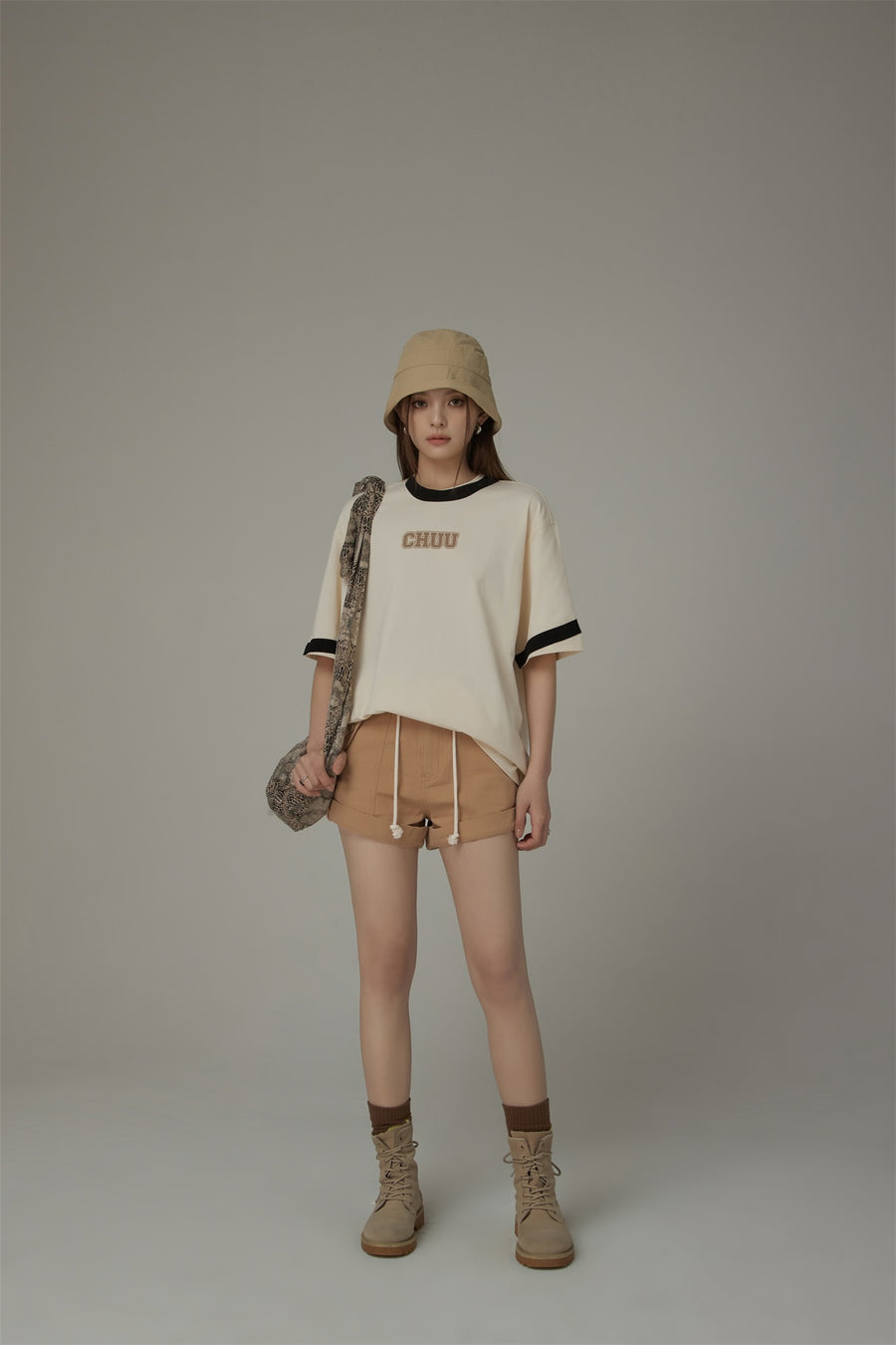 CHUU String Roll-Up Shorts