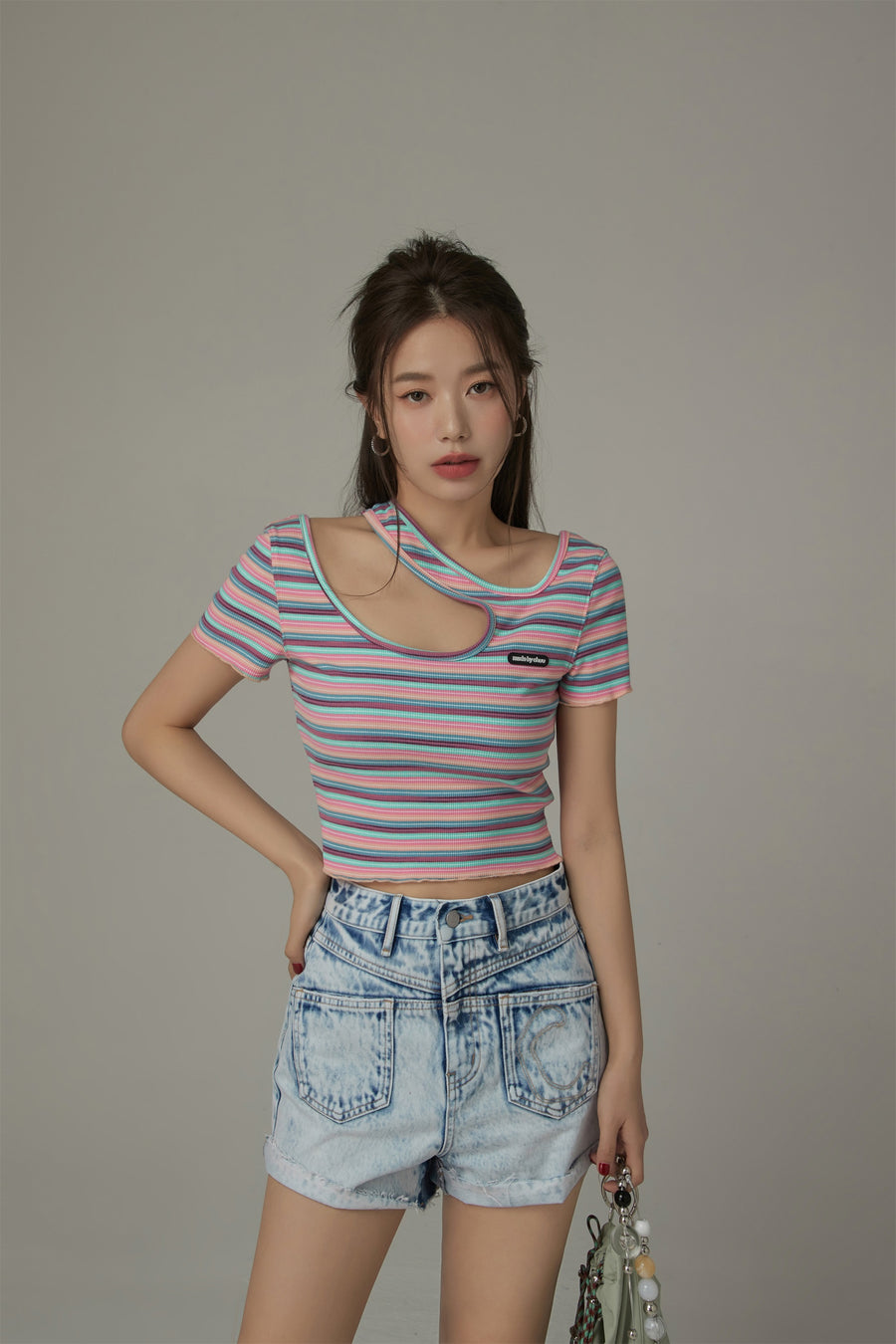 CHUU Color Stripe Cut Out T-Shirt