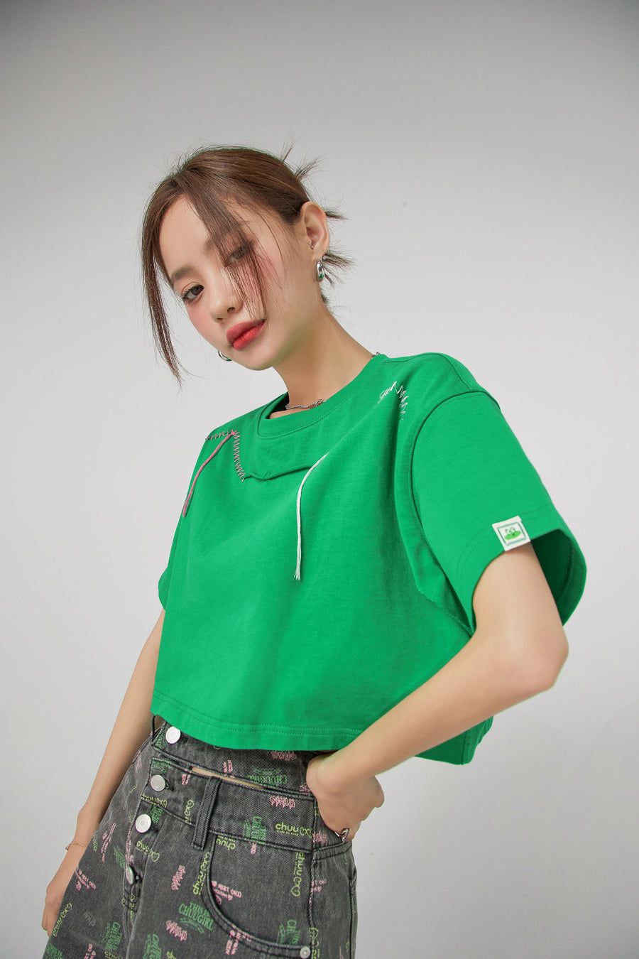 CHUU Stitches Lines Loosefit Crop Top