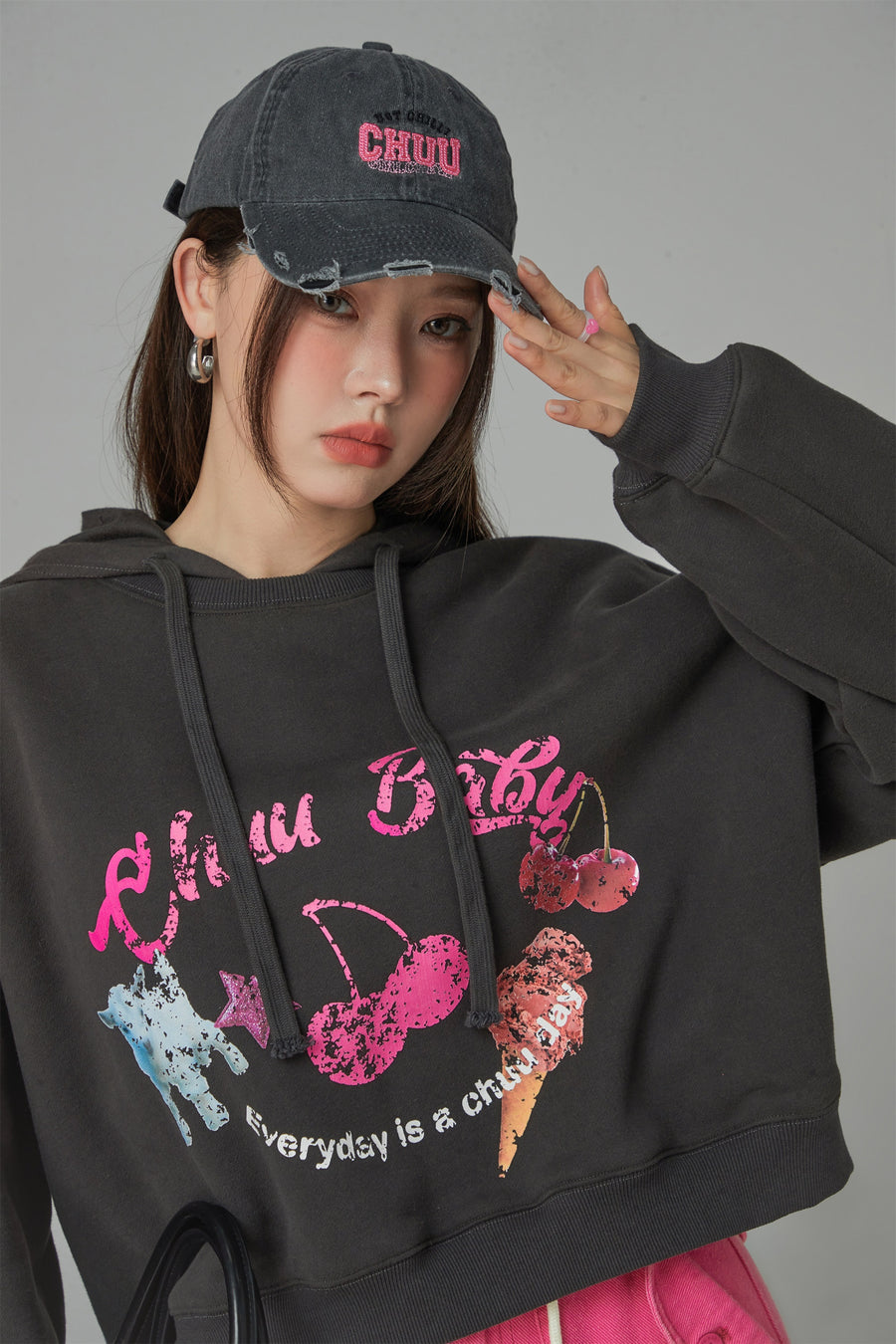 CHUU Everyday Loose Fit Crop Hoodie