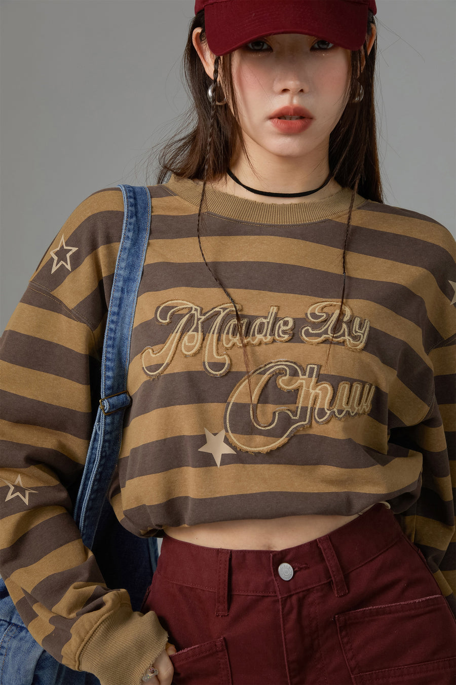 CHUU At My Best Stripe Cropped Sweatshirt