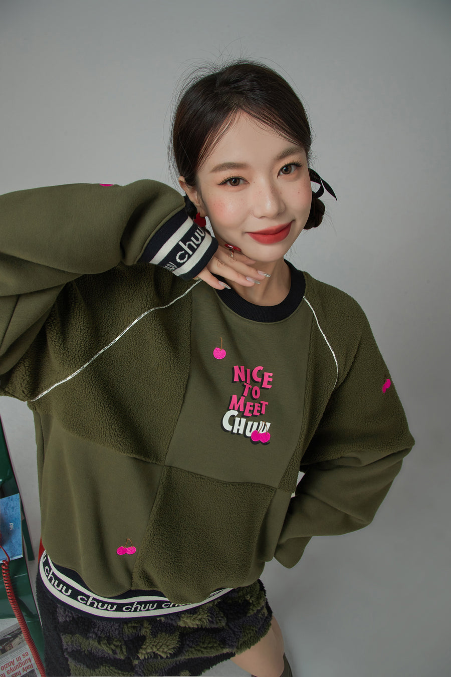 CHUU Extra Real Fleece Loose Fit Raglan Sweatshirt