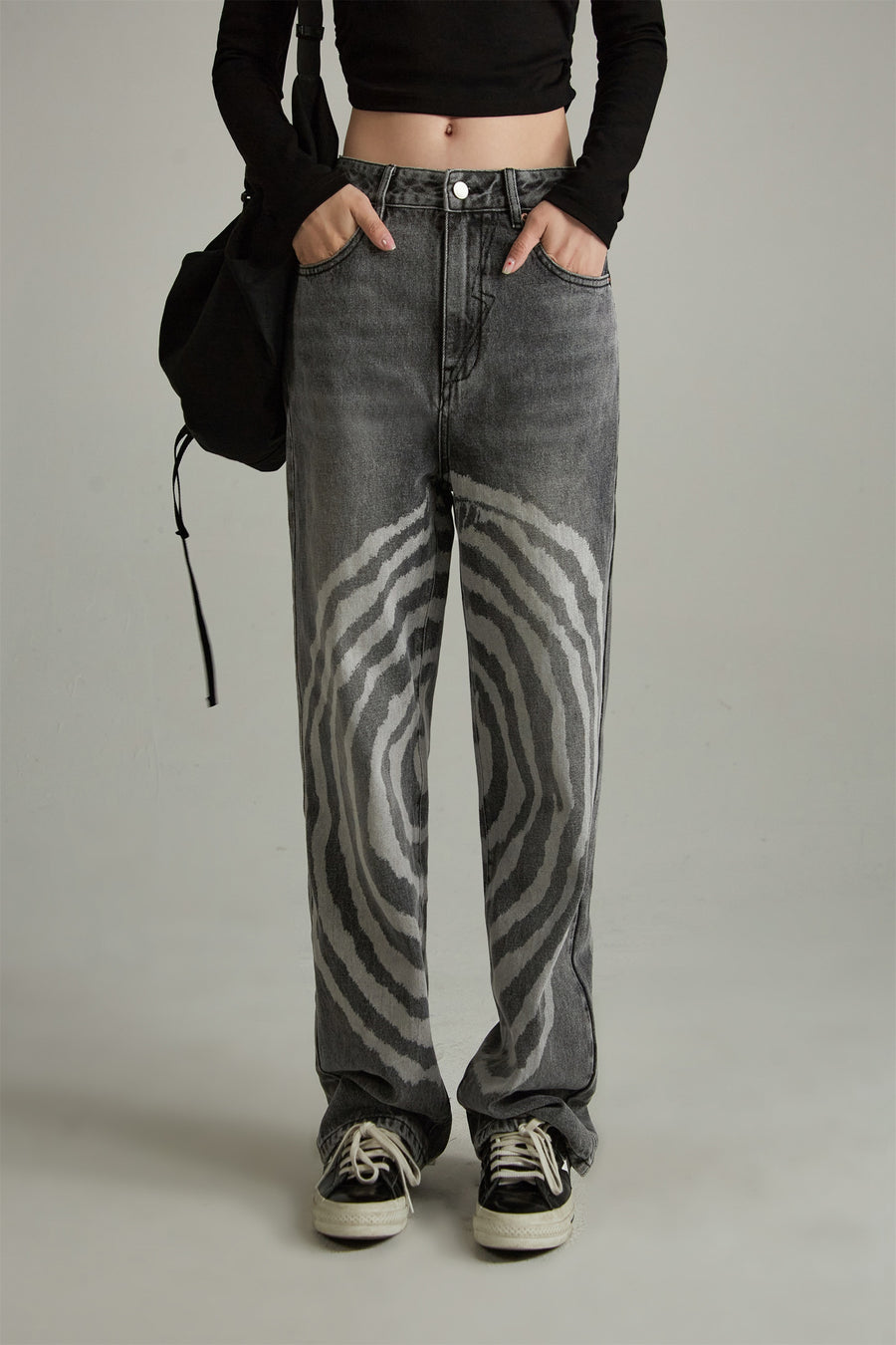 CHUU Noe Cool Design Straight Jeans