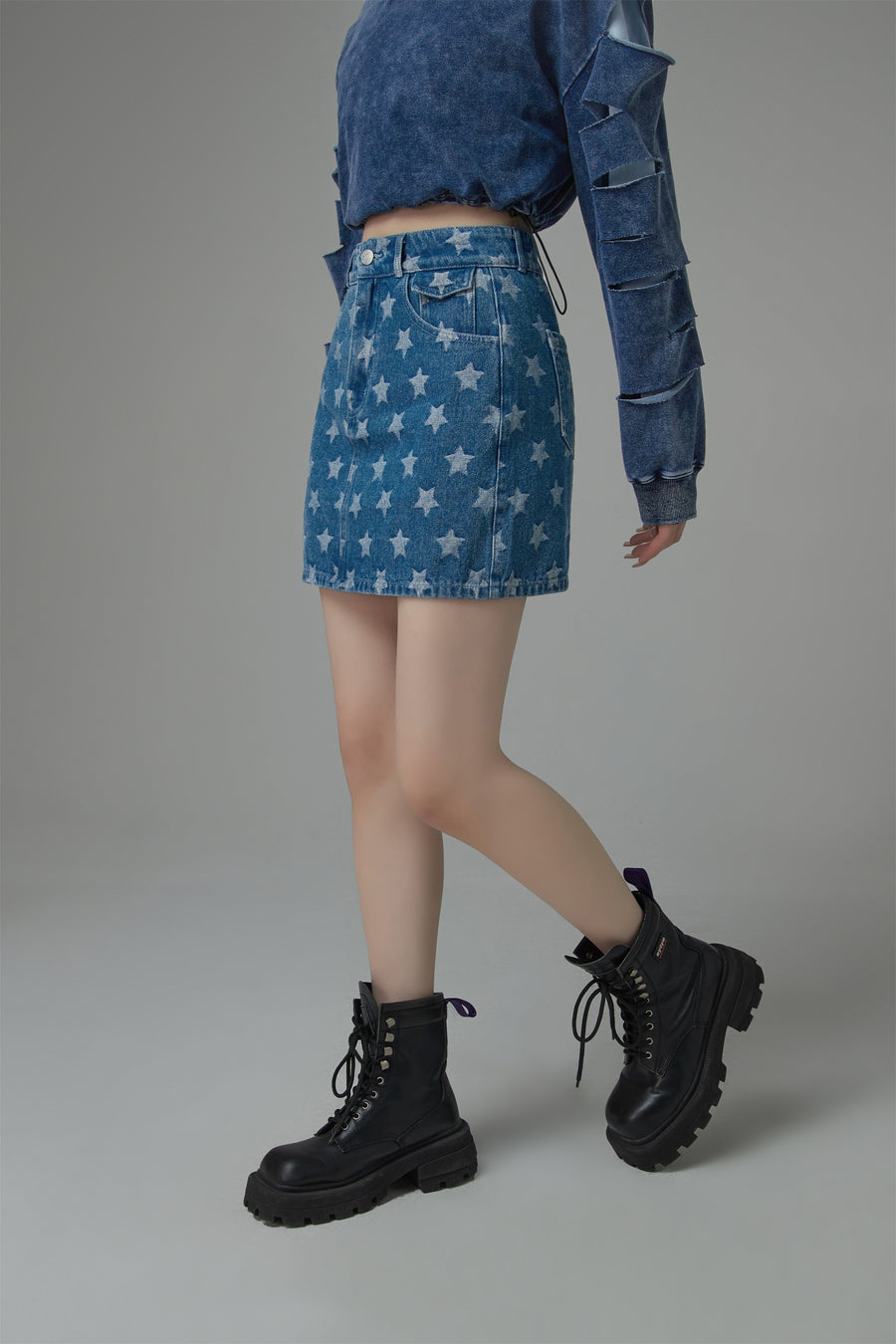 CHUU Star Denim Mini Skirt