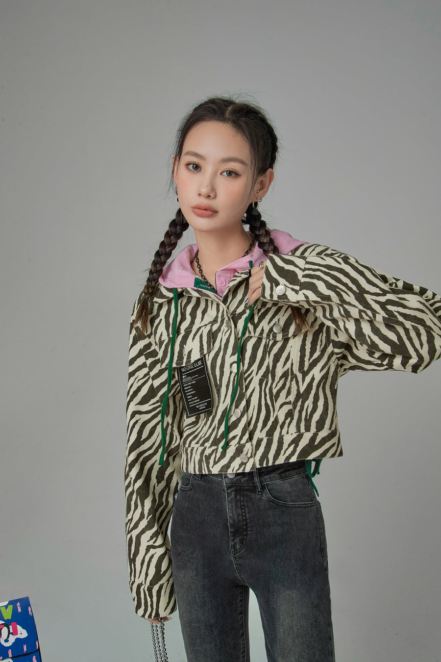 CHUU You Are No Competition Zebra Jacket