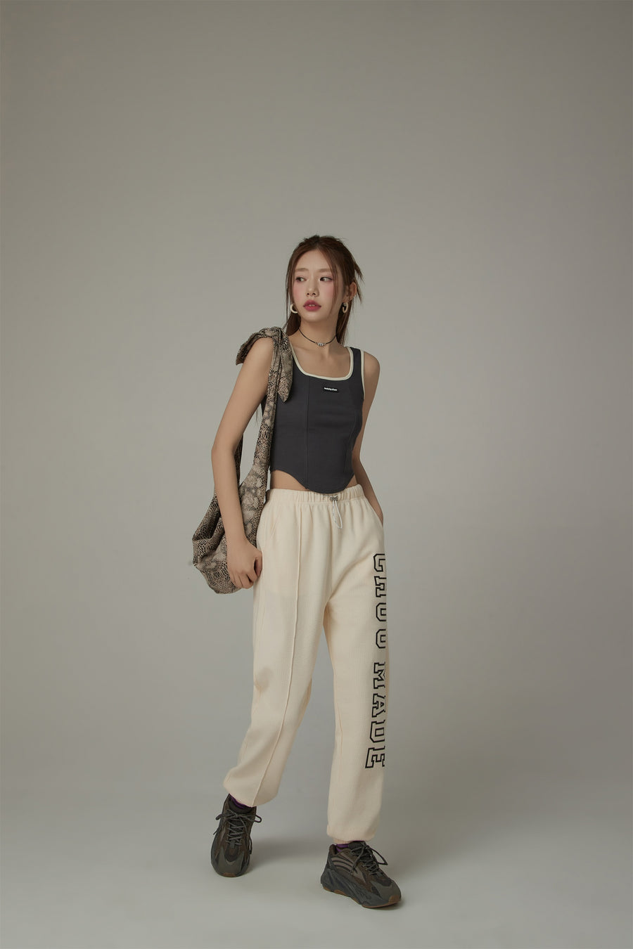 CHUU Chuu Made Logo Jogger Pants