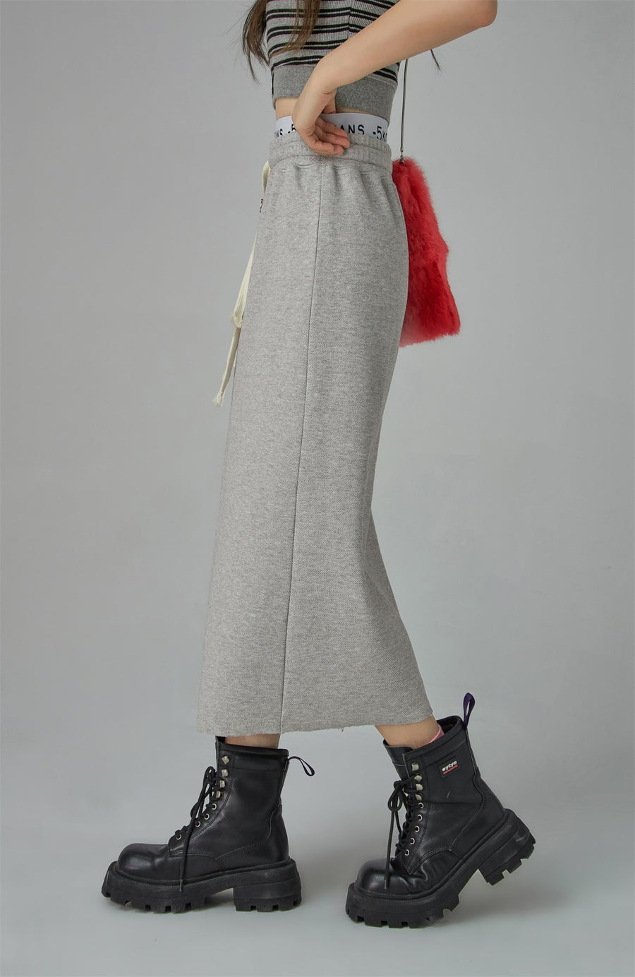 CHUU Side Slit Jogger Midi Skirt