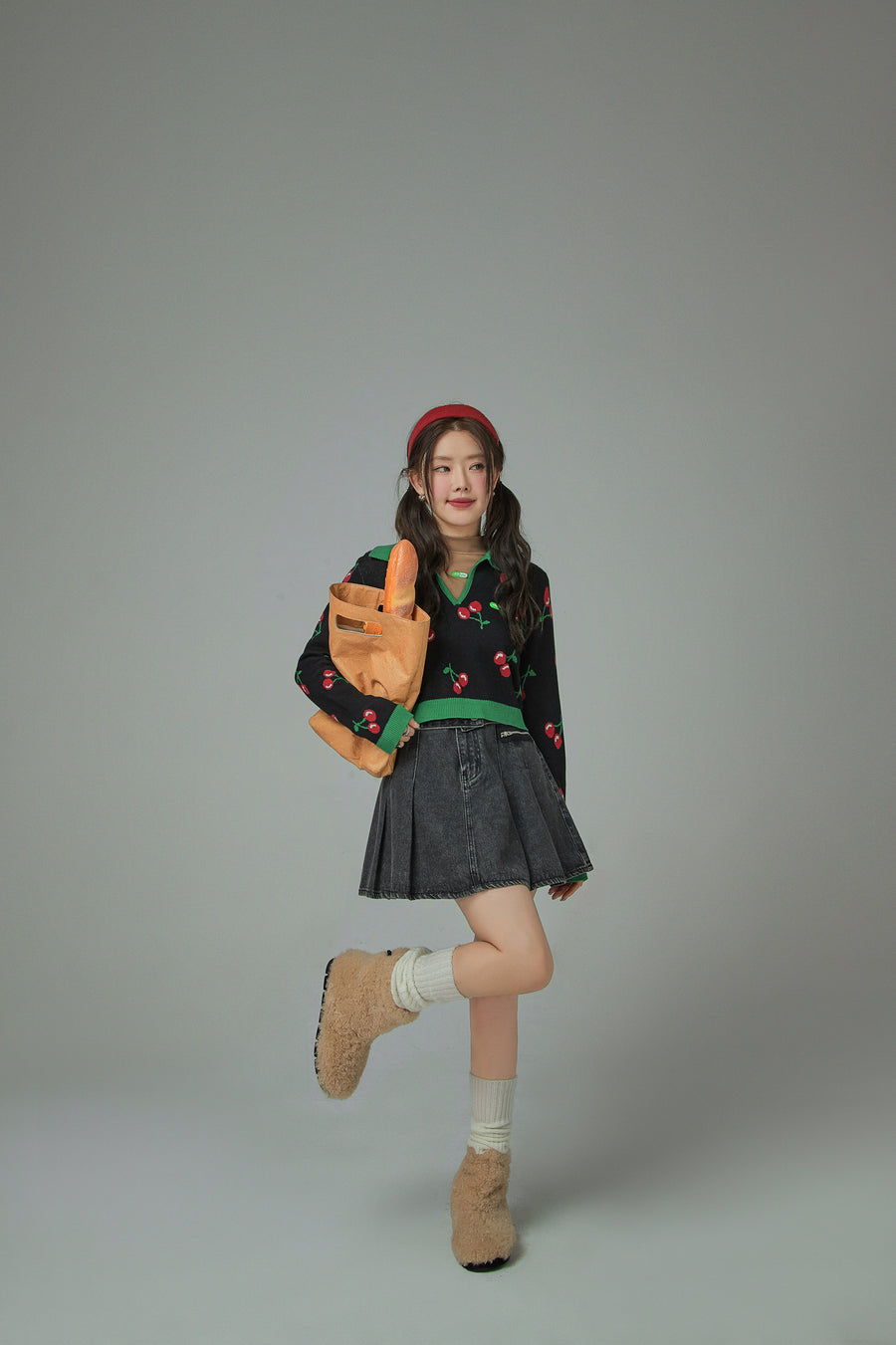 CHUU Cherry Polo Collar Colored Crop Knit Sweater