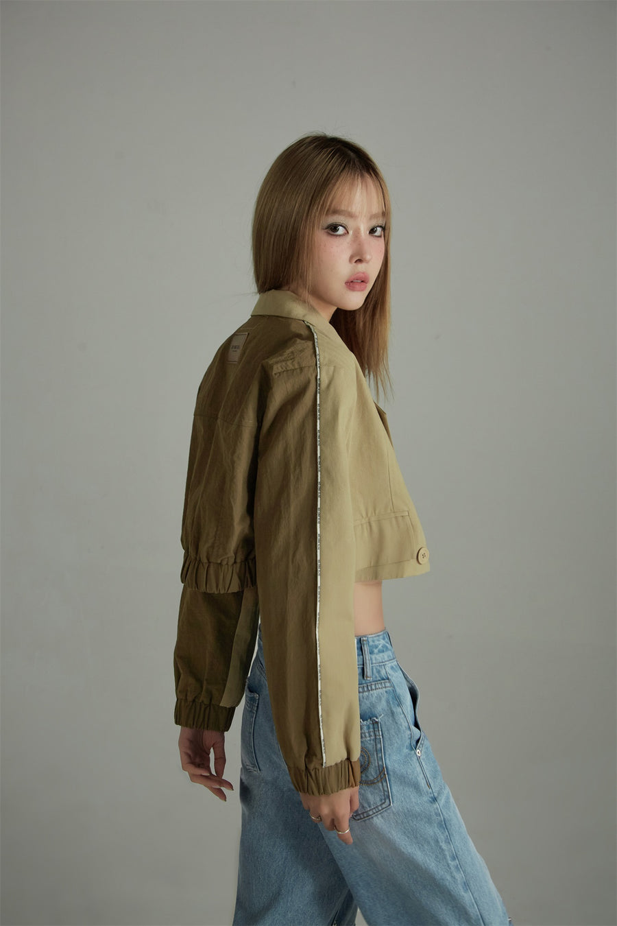 CHUU Noe Cropped Blazer Outer Jacket