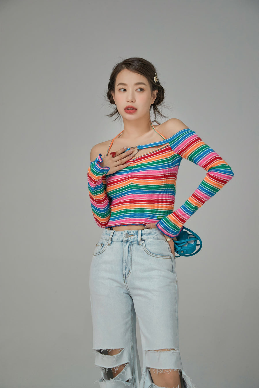 CHUU Rainbow Stripes Off-Shoulder Top