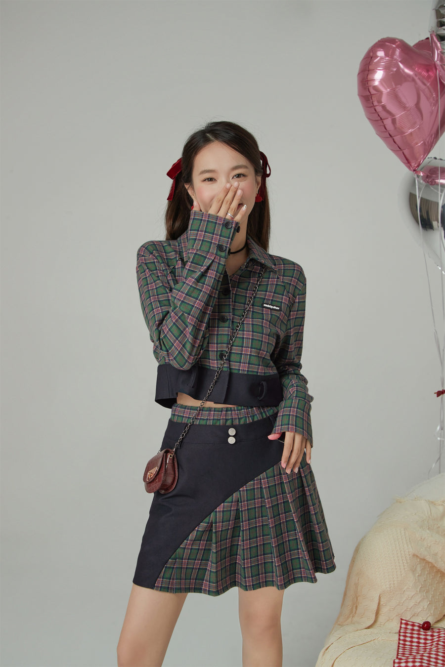 CHUU Prepared For This Moment Cropped Check Shirt