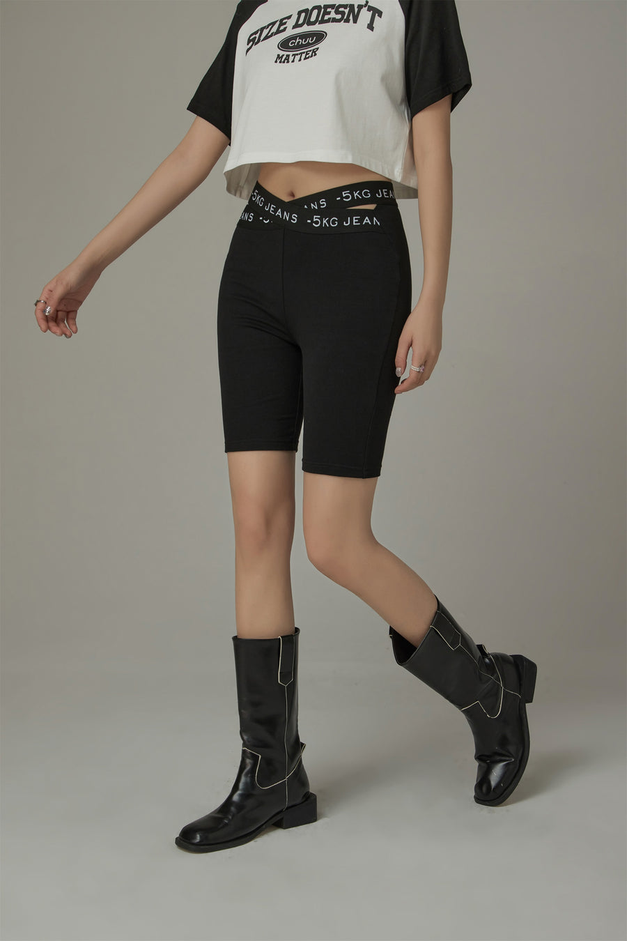 CHUU Slim Biker Shorts