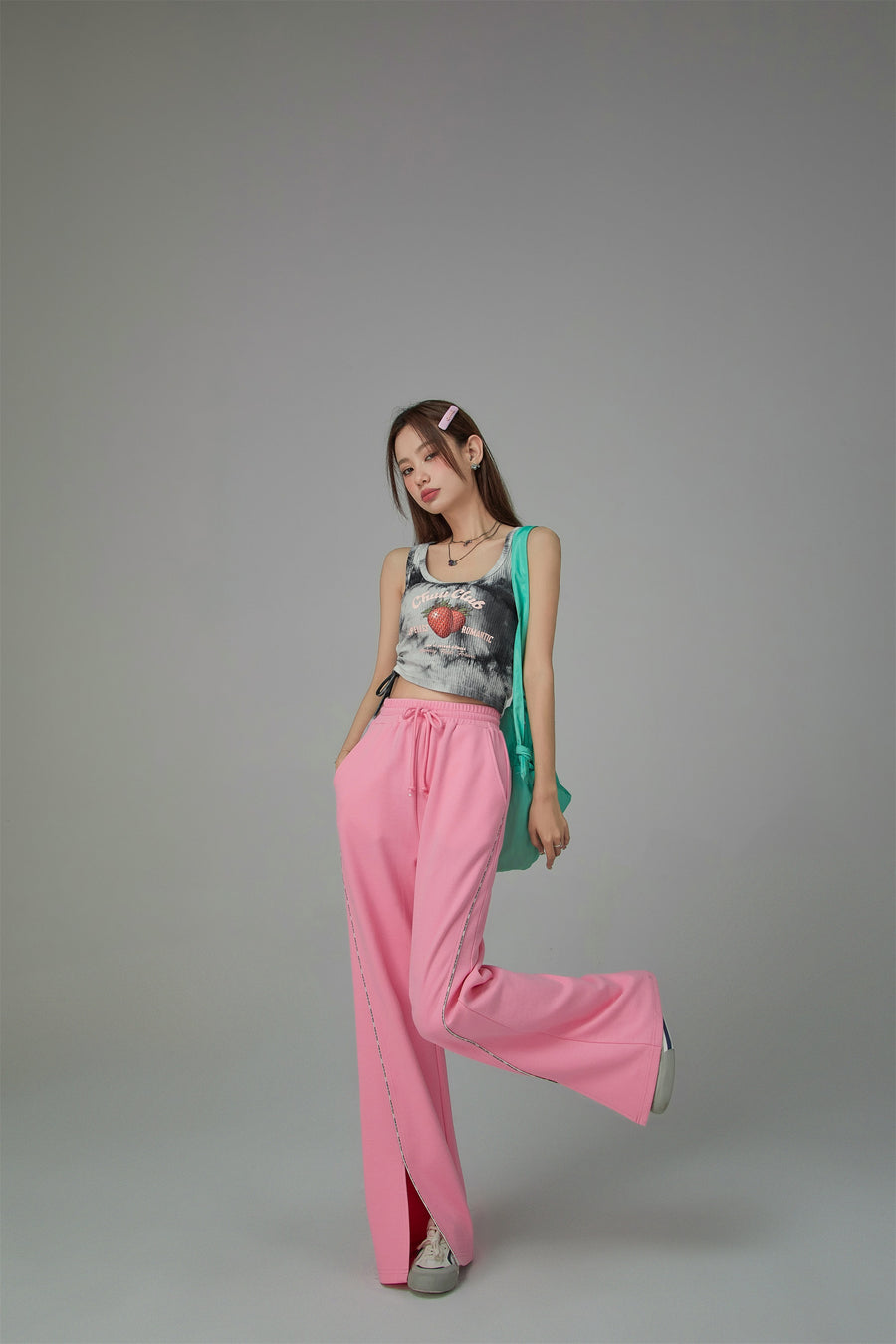 CHUU Front Slit Wide Jogger Pants