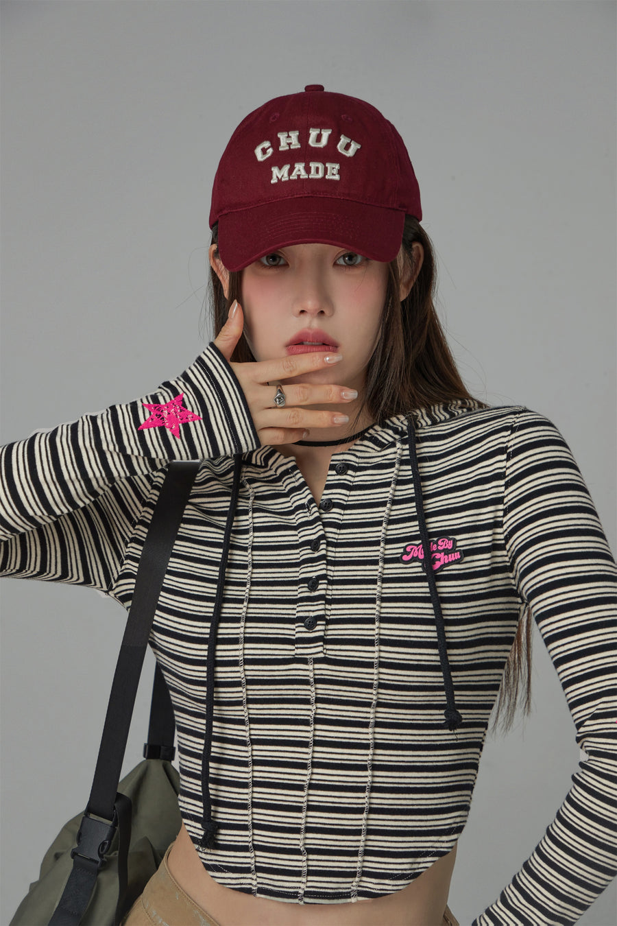 CHUU That Girl Striped Hooded Sweatshirt