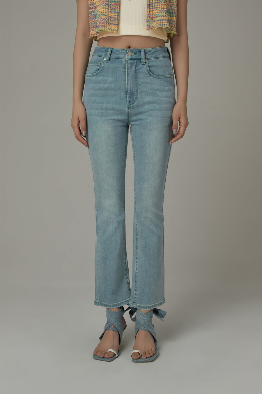 CHUU Chuu Pocket Design Semi Bootcut Denim Jeans