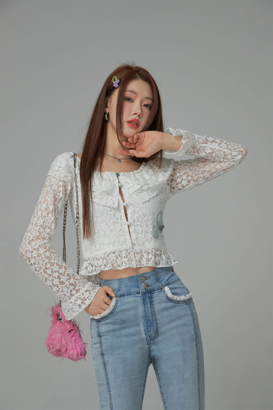 CHUU Star Lace Button Crop Blouse