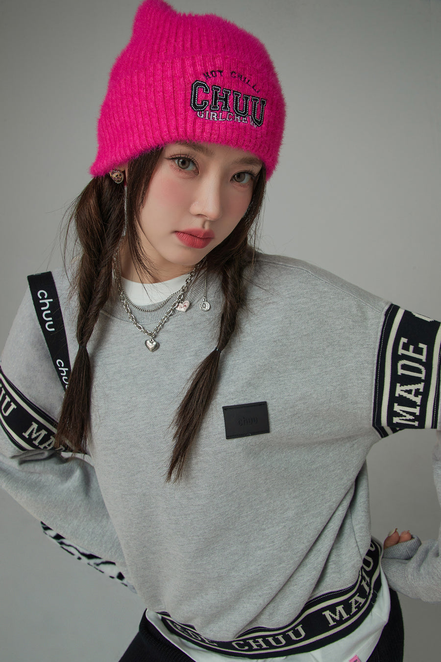 CHUU Solid Color Round Neck Sweatshirt