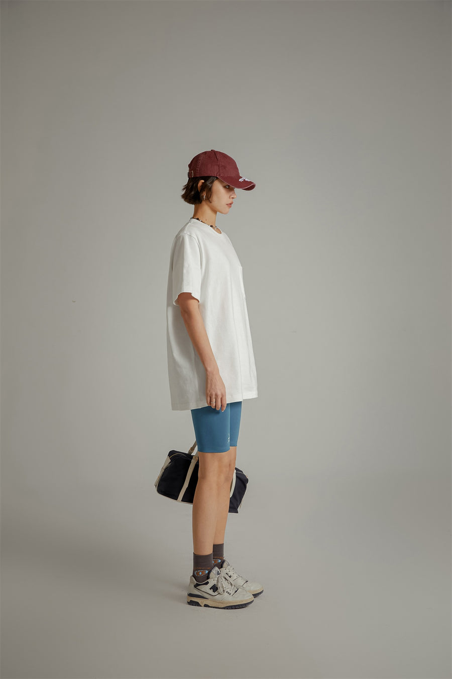 CHUU Front Pocket Oversized T-Shirt