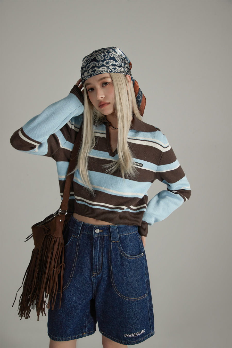 CHUU Open Collar Stripe Color Knit Sweater