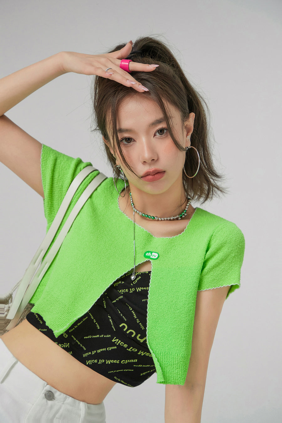 CHUU Front Slit Crop Top