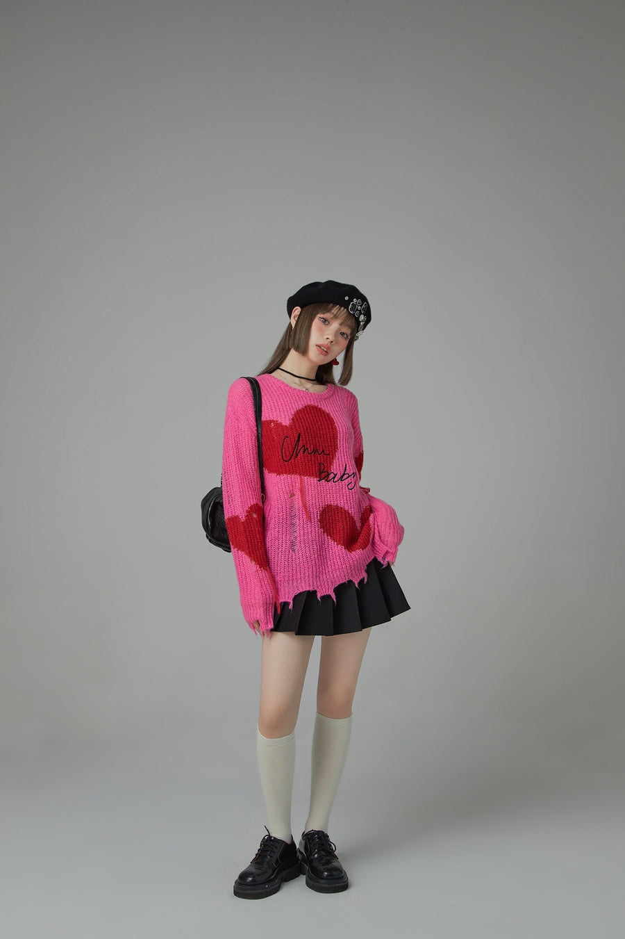 CHUU Distressed Heart Loose Fit Sweater