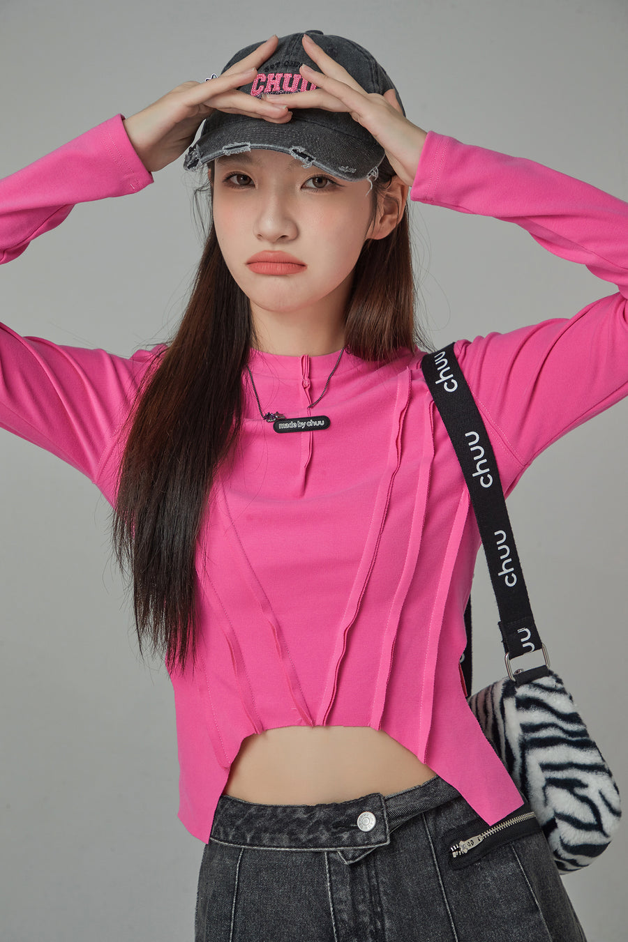 CHUU Unbalanced Long Sleeve T-Shirt