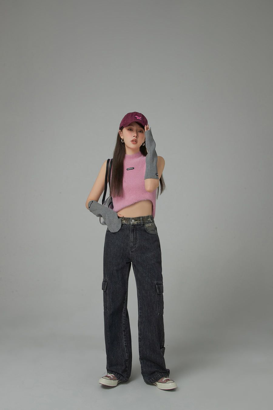 CHUU Winter Roadtrip Cargo String Straight Denim Jeans