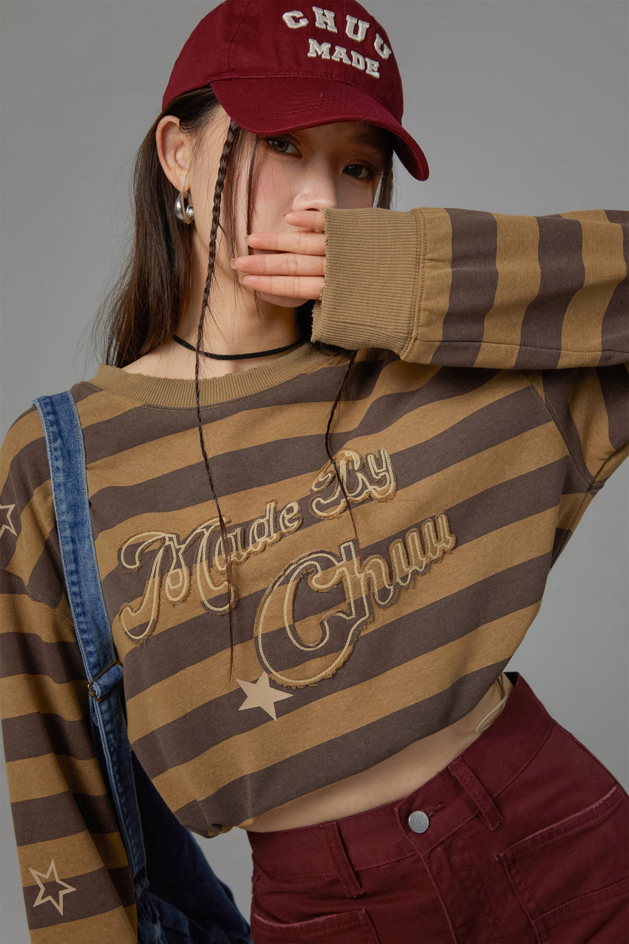 CHUU At My Best Stripe Cropped Sweatshirt