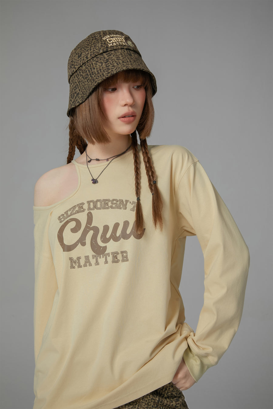 CHUU Leopard Chuu Matter Bucket Hat