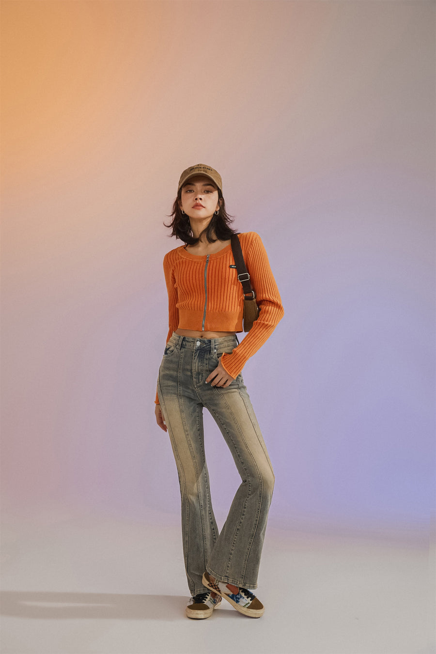 CHUU Hidden Star Bootcut Jeans