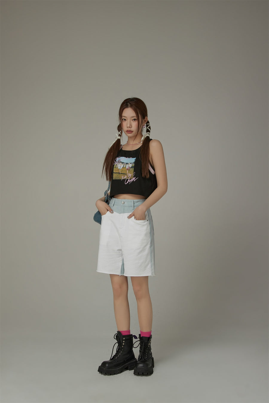 CHUU Contrast Two Toned Wide Shorts