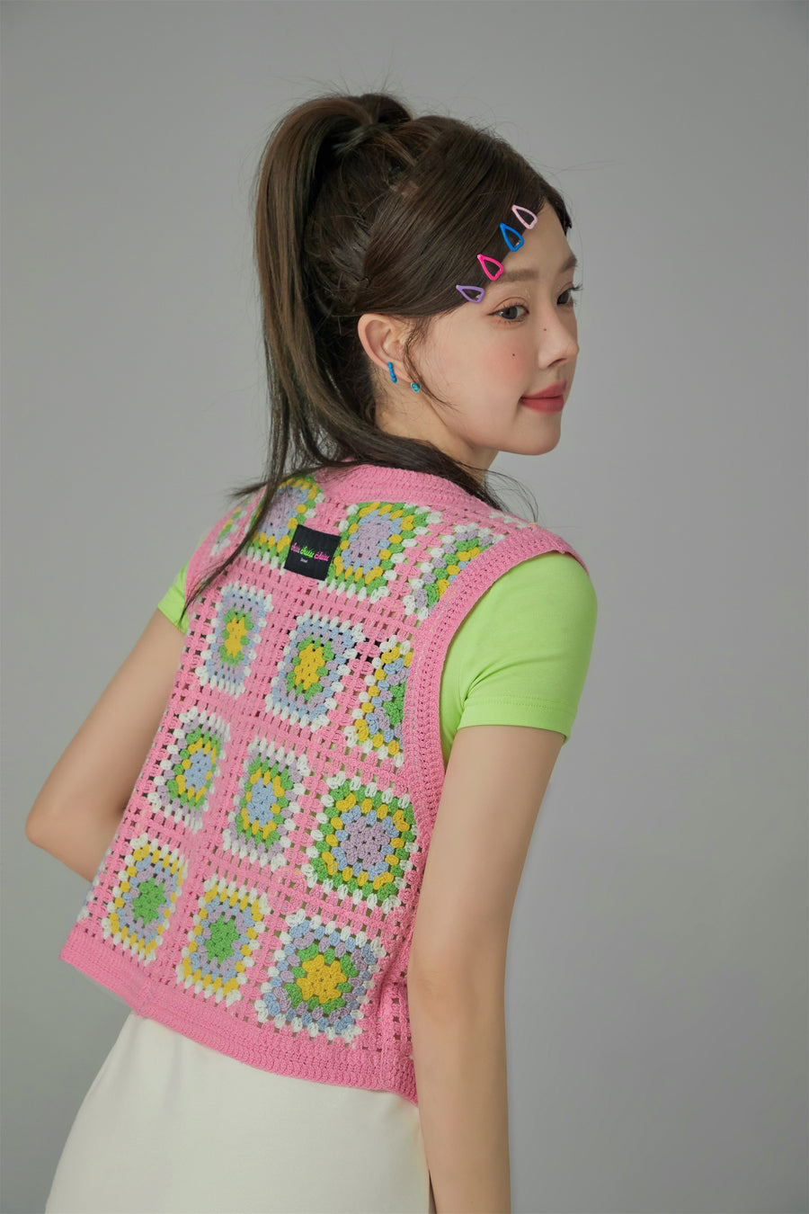 CHUU Square Pattern Crochet Vest