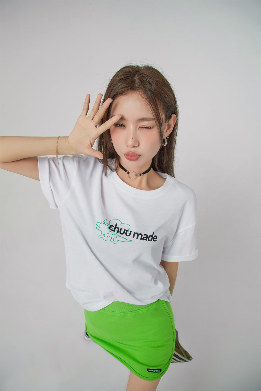 CHUU Chuumade Logo Simple T-Shirt