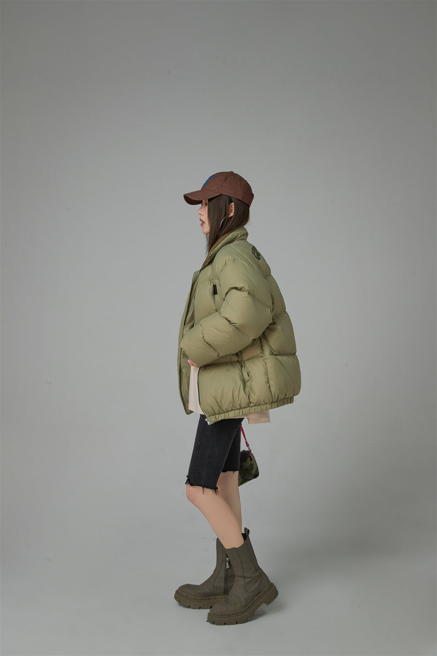 CHUU Duck Down High Neck Padded Coat