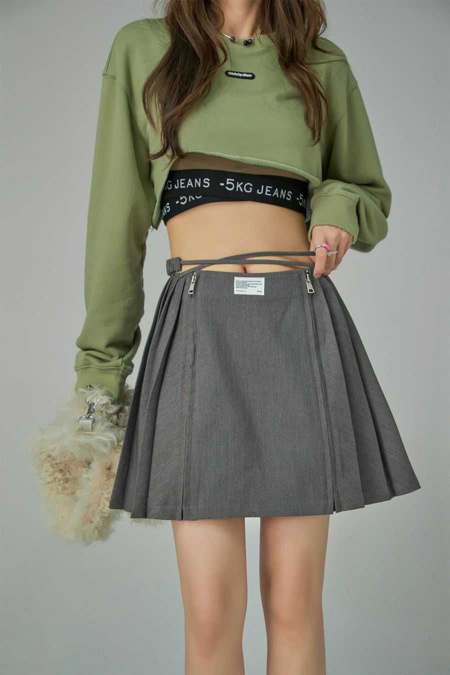 CHUU Criss Cross High Waist Pleated Skirt