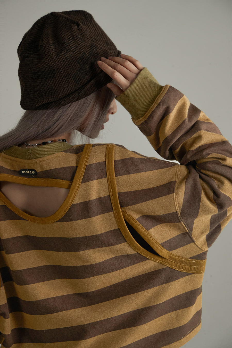 CHUU Stripe Loose Fit Sweatshirt