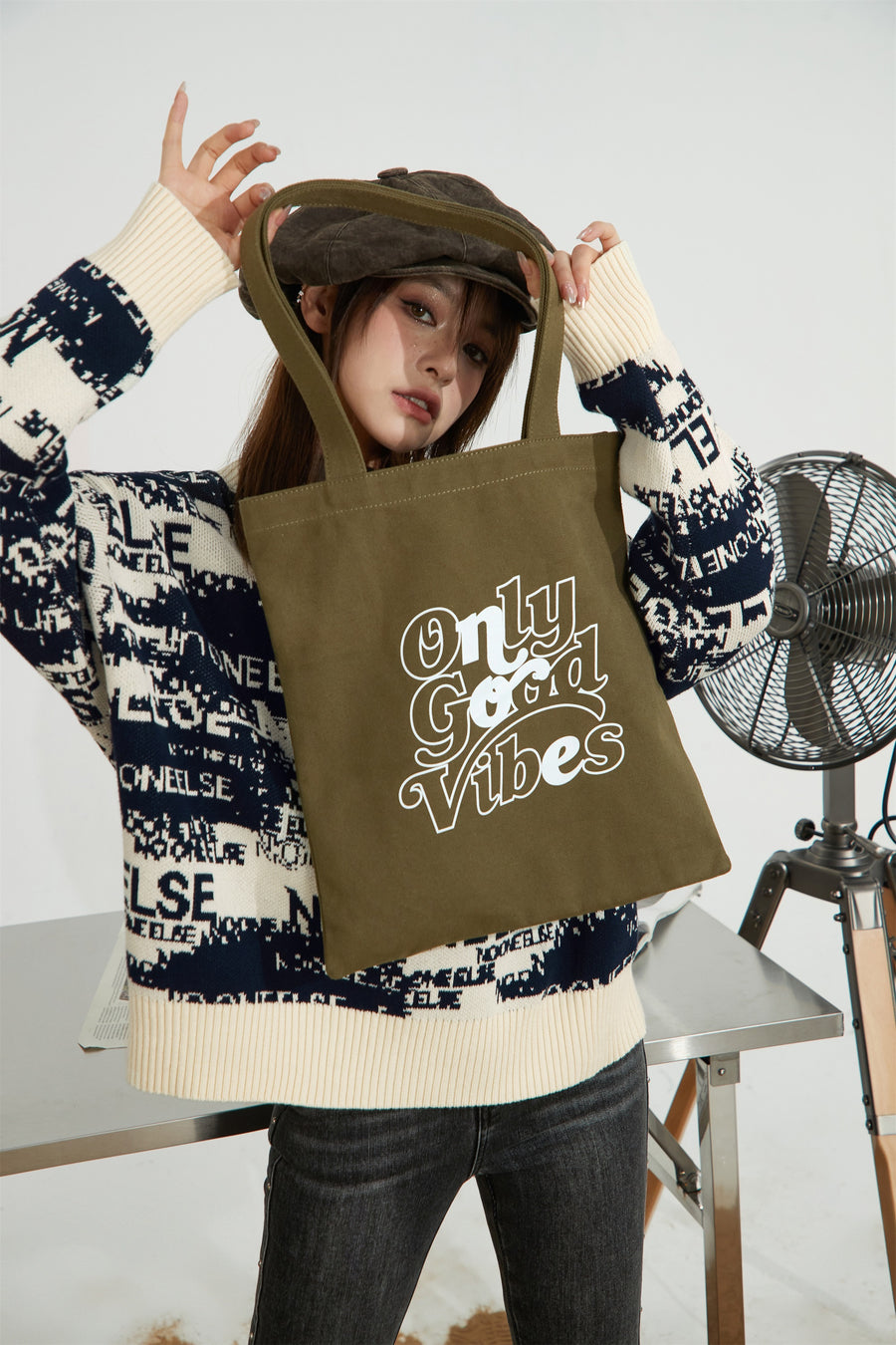 CHUU Casual Lettering Pattern Eco Bag