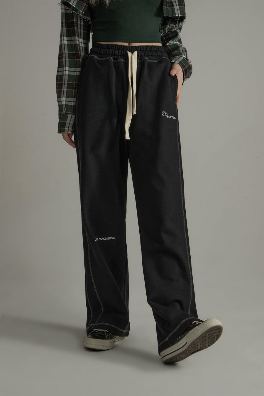 CHUU Essential Wide Training Pants